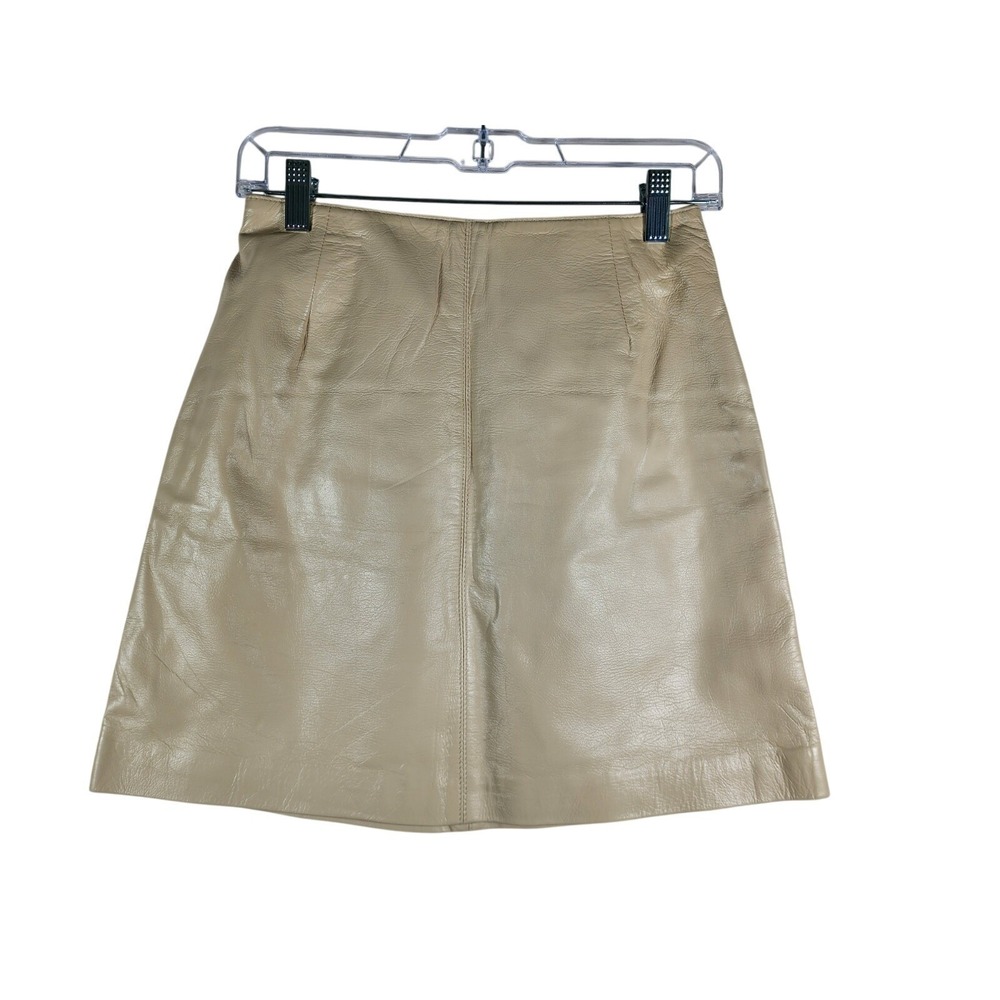 Hugo Buscati Women's 6 Genuine Leather A-Line Mini Skirt Beige Preppy Luxury